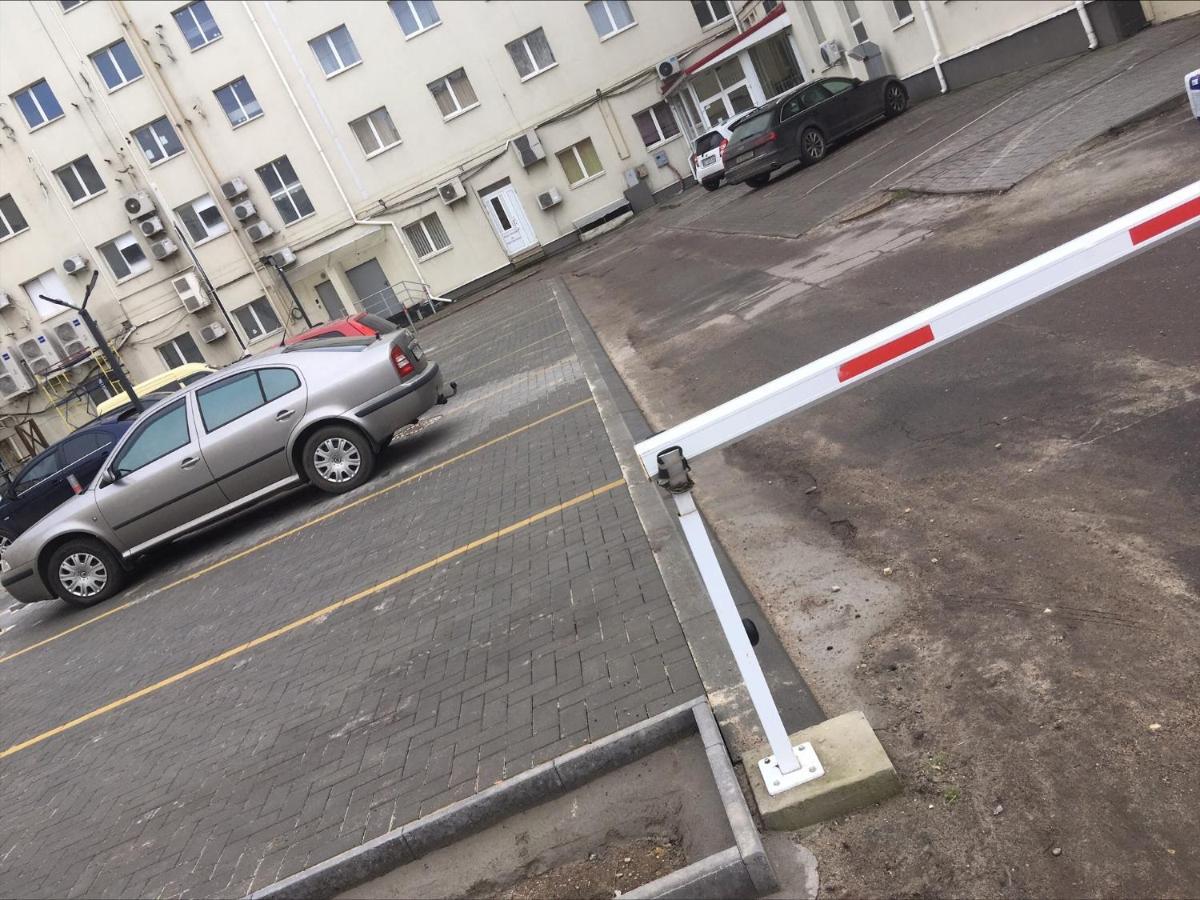 Optima Kherson Bagian luar foto